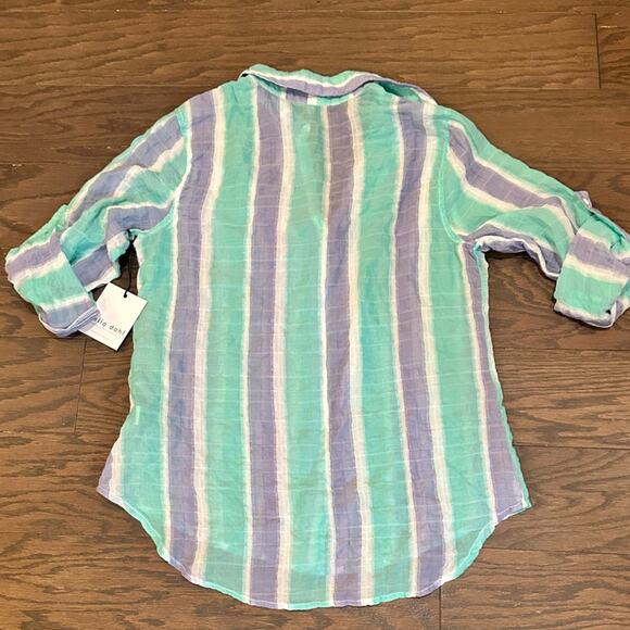 Bella Dahl Button Down Light Top with Roll Up Sleeves Size Small NWT - Picture 2 of 6